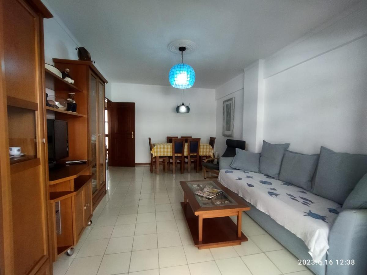 Cozy Apartment In Quarteira Ngoại thất bức ảnh