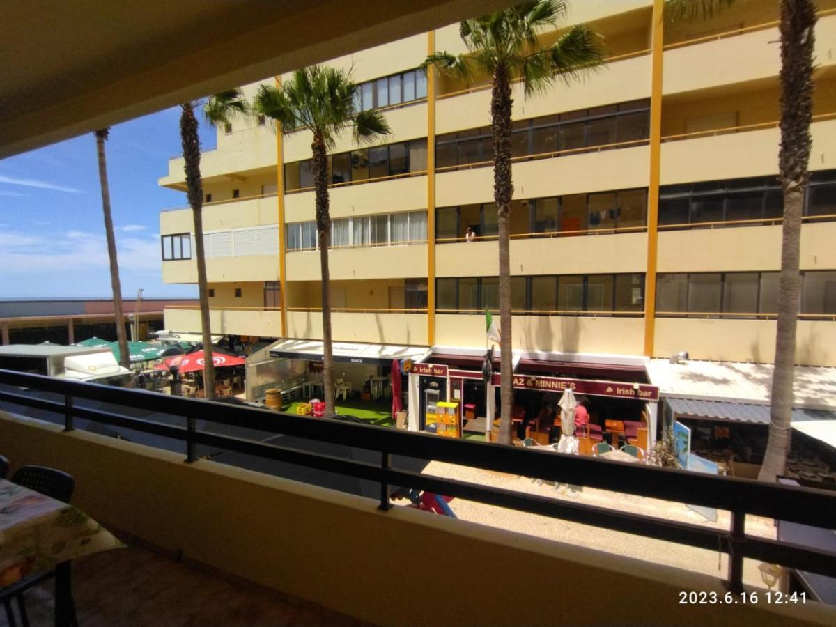 Cozy Apartment In Quarteira Ngoại thất bức ảnh