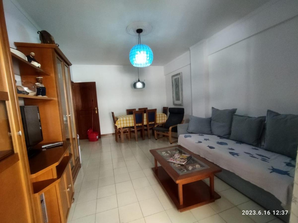 Cozy Apartment In Quarteira Ngoại thất bức ảnh
