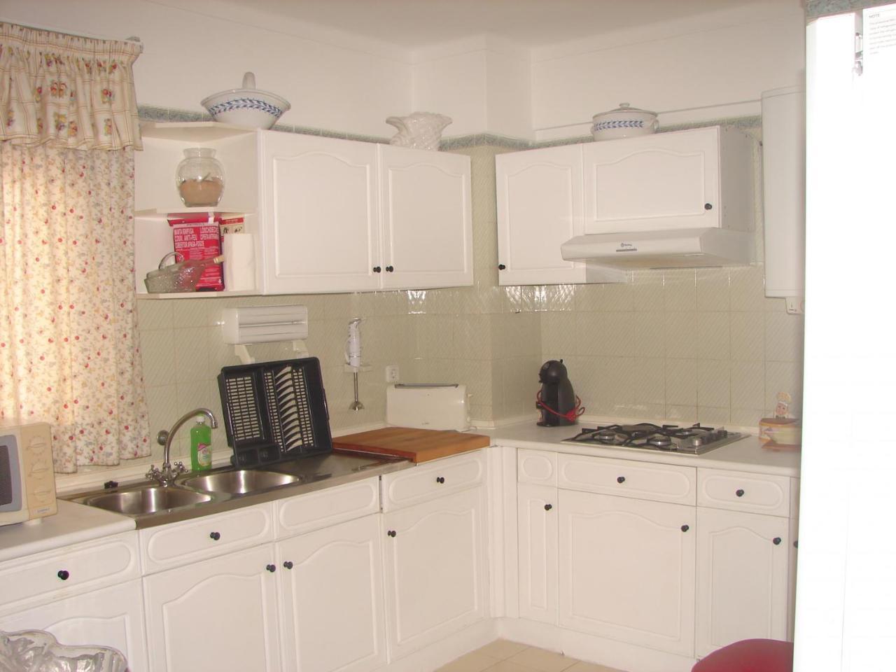 Cozy Apartment In Quarteira Ngoại thất bức ảnh